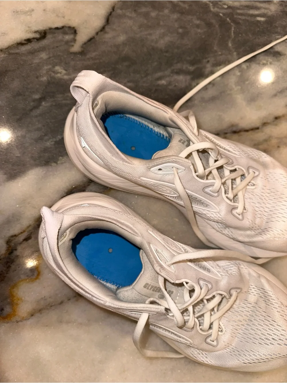 Brooks Size 10 White Women's Running Sneakers